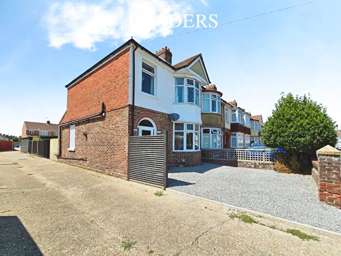 3 Bedroom End Of Terrace House For Sale In Selsey Avenue, Elson, Gosport, PO12