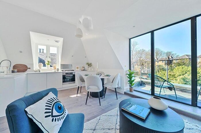 2 Bedroom Flat To Rent In Church Rise, London, SE23