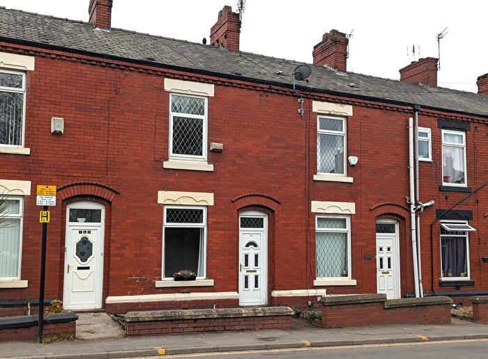 2 Bedroom Terraced House To Rent In Ashton Road, Oldham, OL8