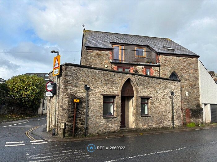 1 Bedroom Flat To Rent In Escomber, Callington, PL17