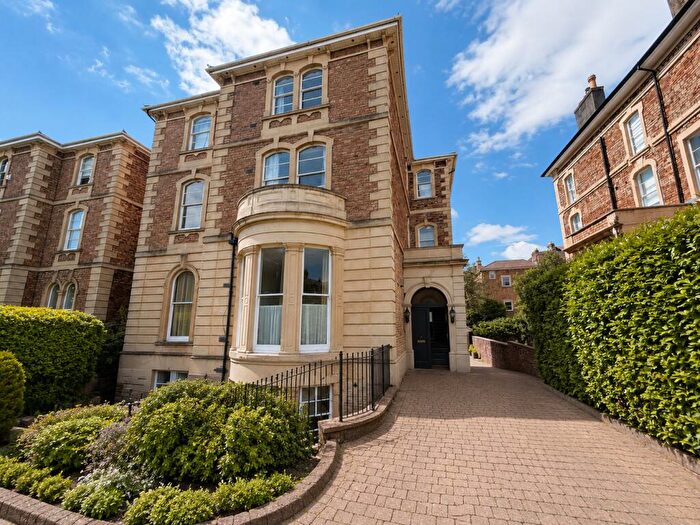 2 Bedroom Flat To Rent In Pembroke Road, Clifton, Bristol, BS8