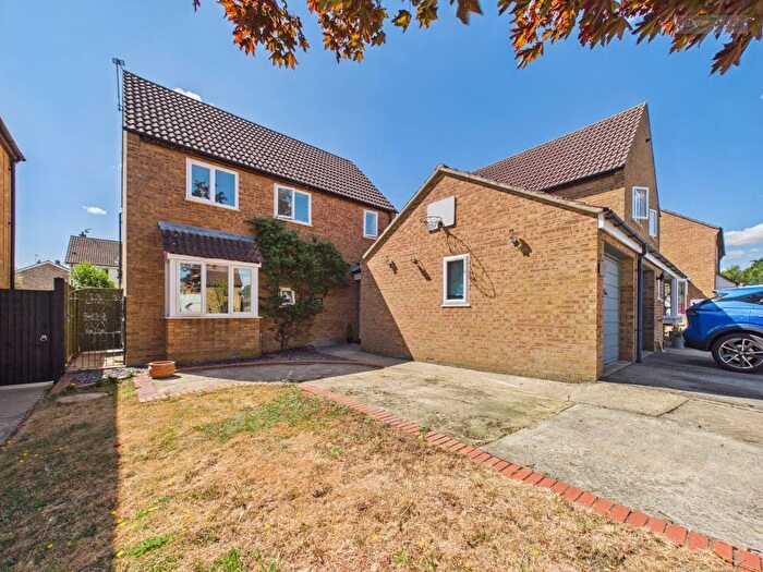4 Bedroom Detached House For Sale In Glebe Road, Stilton, Peterborough, PE7