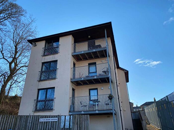 3 Bedroom Flat To Rent In Milnbank Gardens, Dundee, DD1