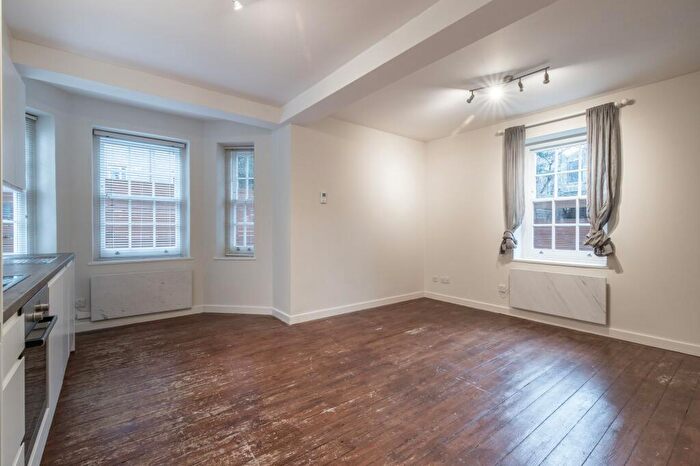 1 Bedroom Flat To Rent In A Brent House Brenthouse Road, E9