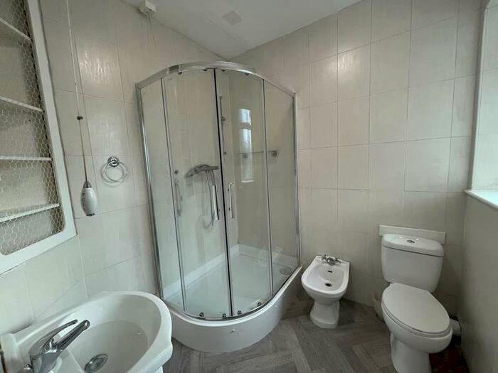 5 Bedroom Detached House To Rent In The Slieve, Handsworth Wood, B20