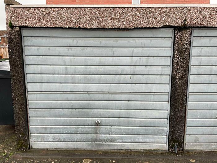 Garage / Parking To Rent In Crest Court, Hereford, HR4