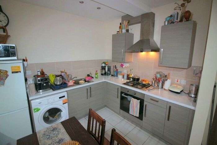 1 Bedroom Flat To Rent In Romford Road, London, E7