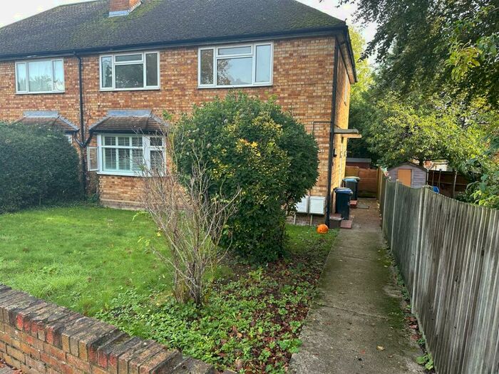 2 Bedroom Maisonette To Rent In Bycullah Road, Enfield, EN2