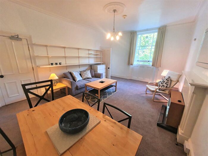 1 Bedroom Flat To Rent In St Georges Square, London, SW1V