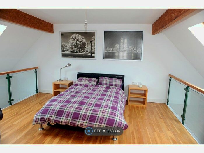 2 Bedroom Flat To Rent In The Studios, Chesterfield, S40