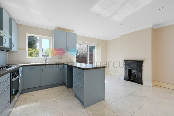 3 Bedroom House To Rent In Kynaston Avenue, Thornton Heath, CR7