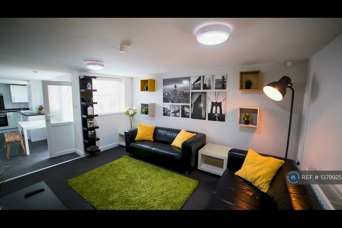 6 Bedroom Terraced House To Rent In Albert Edward Road, Liverpool, L7