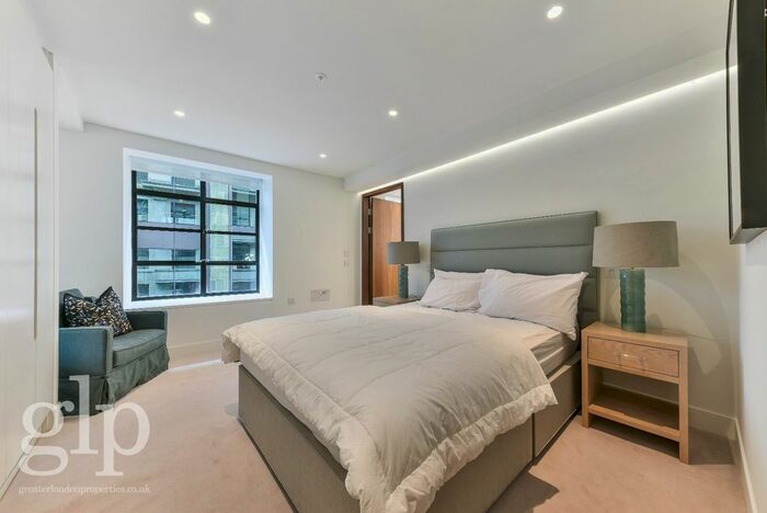 3 Bedroom Flat To Rent In Sherwood Street, Greater London, W1F