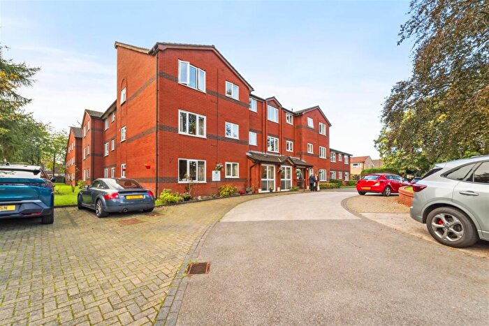 1 Bedroom Retirement Property For Sale In Alma Road, Sale, M33