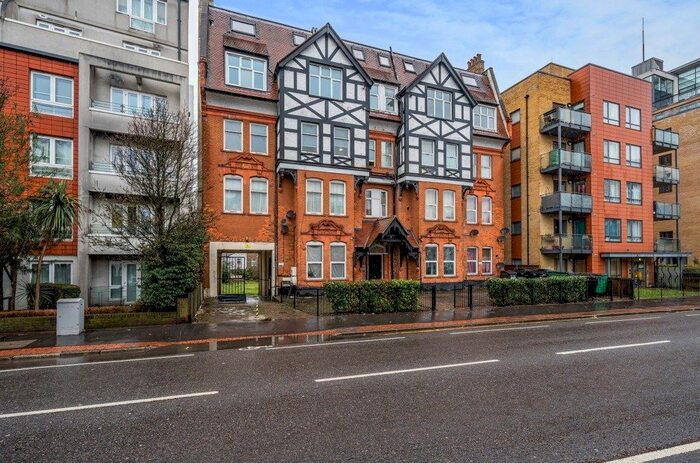 1 Bedroom Flat To Rent In Park Lane, Croydon, CR0