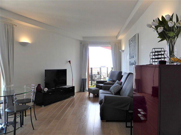 2 Bedroom Flat To Rent In Brighton Belle -, P16