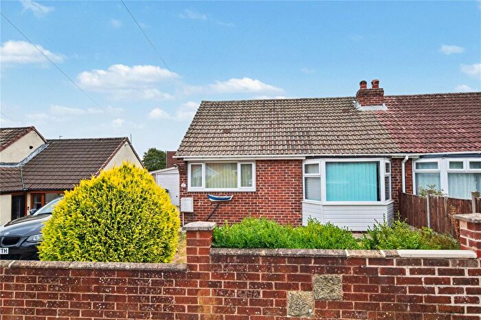 2 Bedroom Bungalow For Sale In Hollingthorpe Road, Hall Green, Wakefield, West Yorkshire, WF4