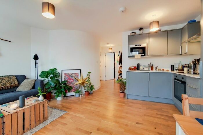 1 Bedroom Flat To Rent In Deptford High Street, London, Greater London, SE8