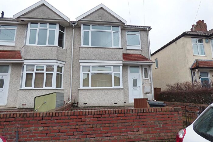 1 Bedroom Flat To Rent In Reynolds Walk, Horfield, Bristol, BS7