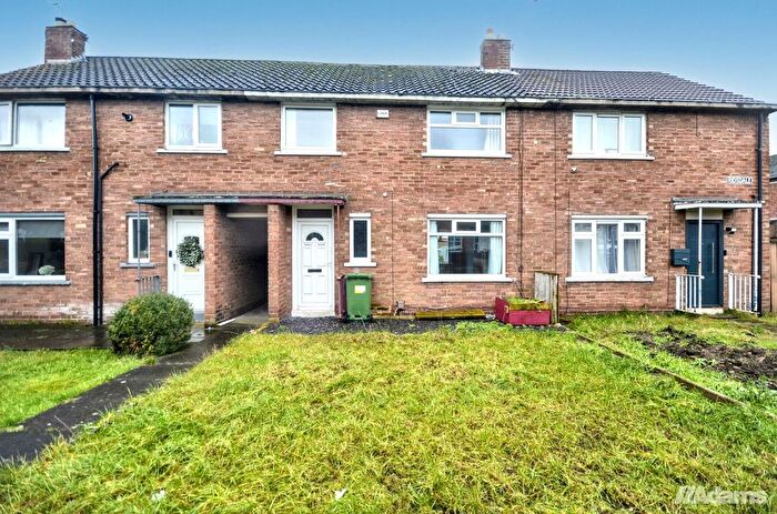 3 Bedroom Town House To Rent In Ridsdale, Widnes, WA8