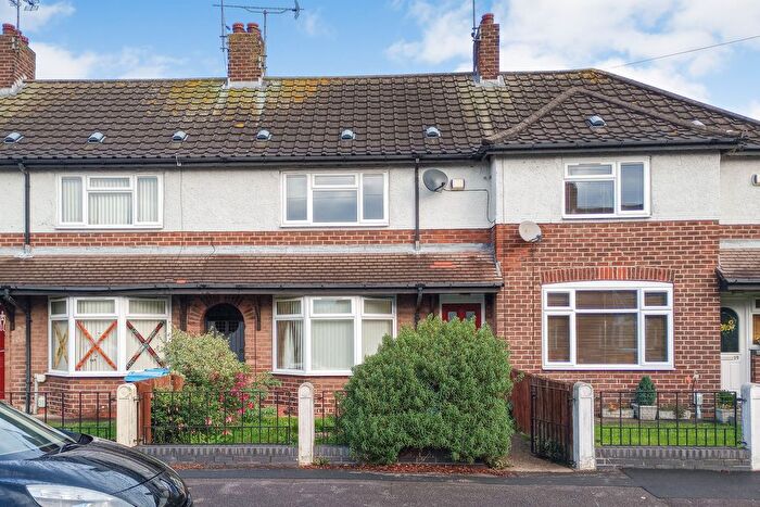 2 Bedroom Terraced House For Sale In Endeavour Crescent, Hull, HU9