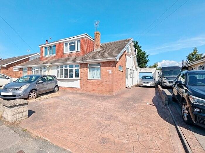 5 Bedroom Semi-Detached House For Sale In Rockfields, Nottage, Porthcawl, Bridgend, CF36