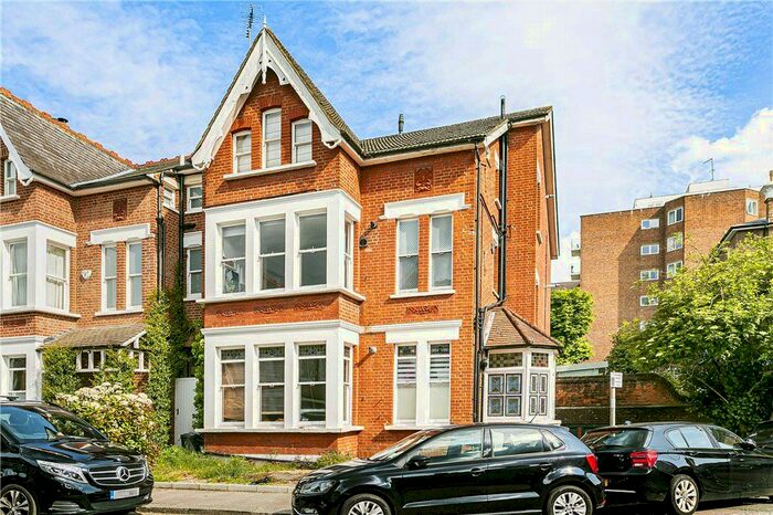 Studio To Rent In Ellerker Gardens, Richmond, TW10