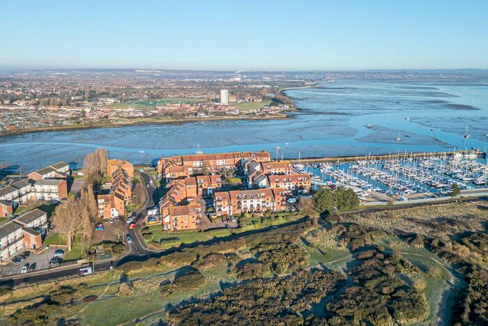 3 Bedroom Flat For Sale In Horse Sands Close, Southsea, Hampshire, PO4