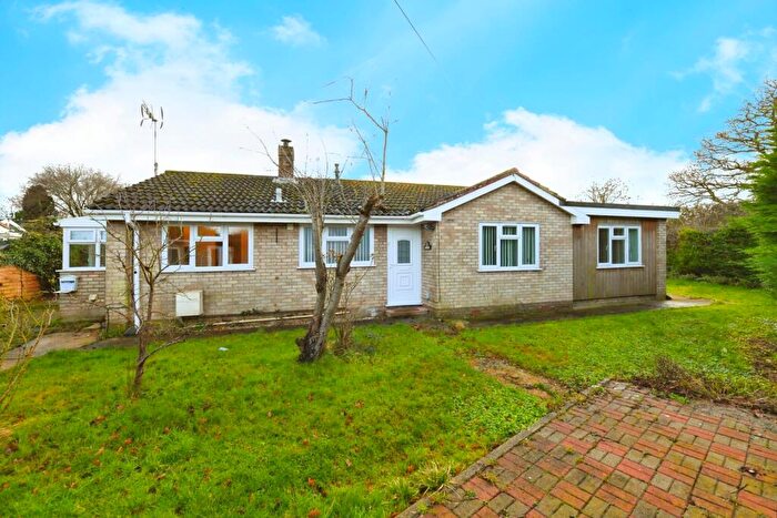 4 Bedroom Bungalow For Sale In Mayland Green, Mayland, Chelmsford, Essex, CM3