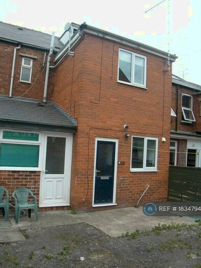 3 Bedroom Terraced House To Rent In Holme Lane, Sheffield, S6