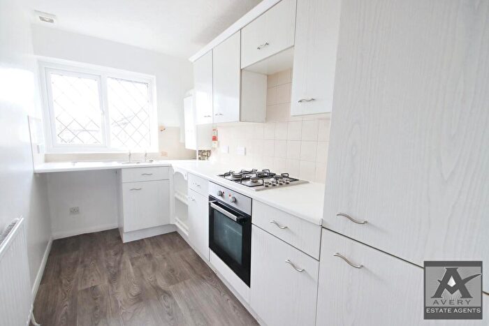 1 Bedroom Flat For Sale In Locking Castle, BS22