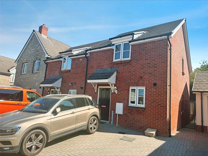 2 Bedroom End Of Terrace House For Sale In Webbers Meadow, Woodbury, Exeter, Devon, EX5
