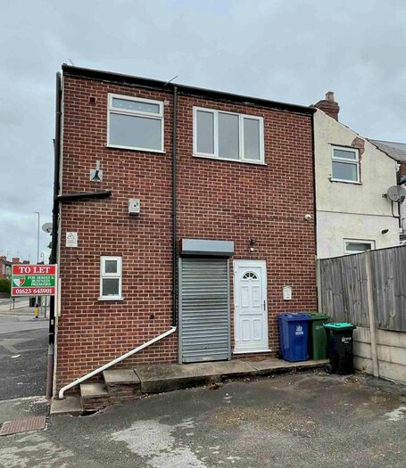 2 Bedroom Flat To Rent In Leeming Lane South, Mansfield Woodhouse, Mansfield, NG19