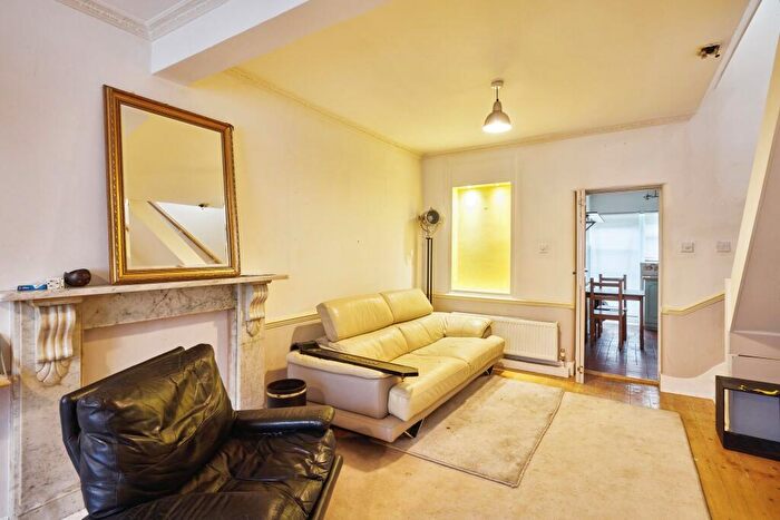2 Bedroom Terraced House For Sale In Aldworth Road, London, E15