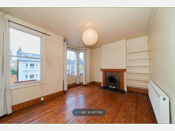2 Bedroom Flat To Rent In Adys Road, London, SE15