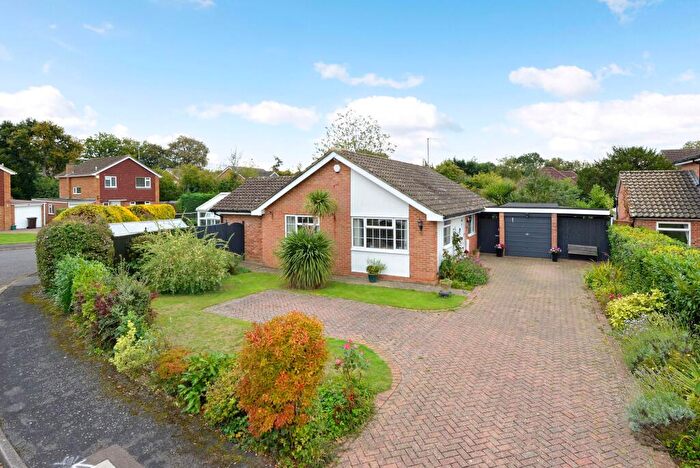 3 Bedroom Detached Bungalow For Sale In Orchard Gardens, Cranleigh, GU6