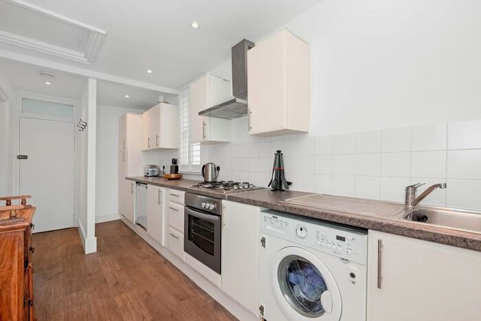 1 Bedroom Flat For Sale In Rosendale Road, Dulwich, SE21