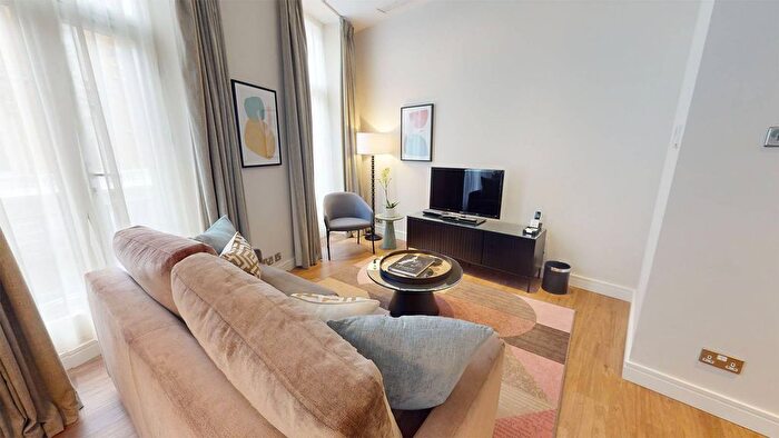2 Bedroom Flat To Rent In Harrington Road, South Kensington, London, SW7