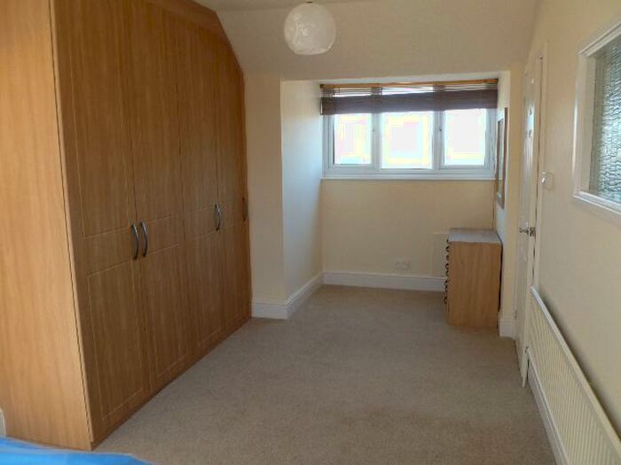 3 Bedroom Terraced House To Rent In Tasker Road, Crookes, S10