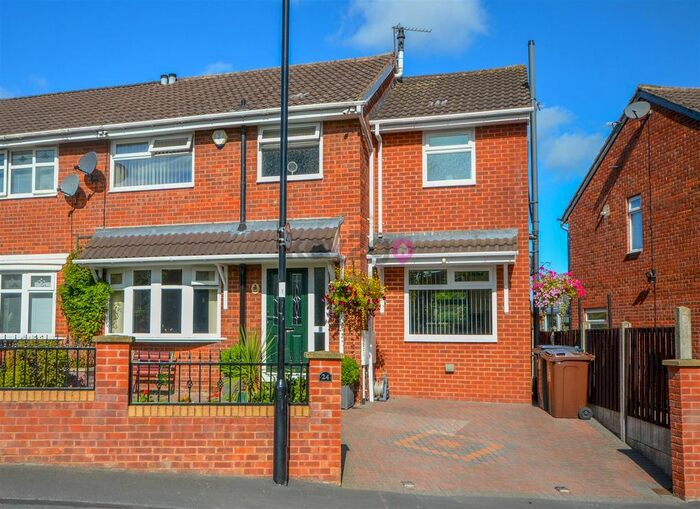 3 Bedroom Semi-Detached House To Rent In Mauncer Drive, Woodhouse, S13