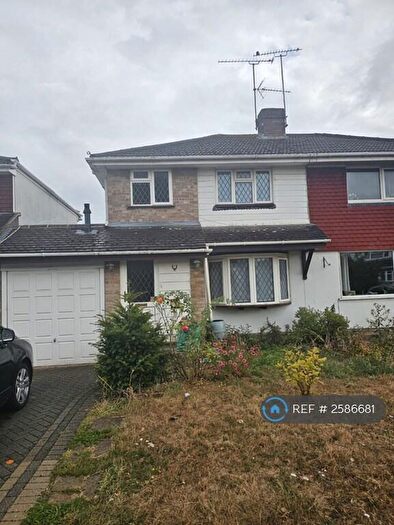 3 Bedroom Semi-Detached House To Rent In Campbell Road, Woodley, Reading, RG5