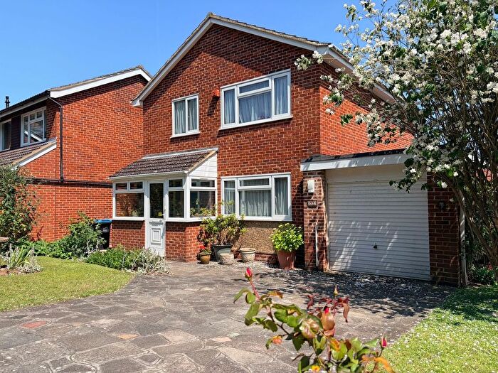 4 Bedroom Detached House For Sale In Hawkhurst Way, Broadstairs, CT10