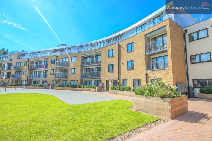 1 Bedroom Flat To Rent In Smeaton Court, Hertford, SG13