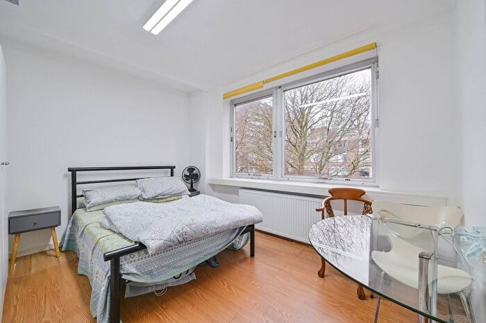 1 Bedroom Flat To Rent In Kendal Street, Hyde Park Estate, London, W2