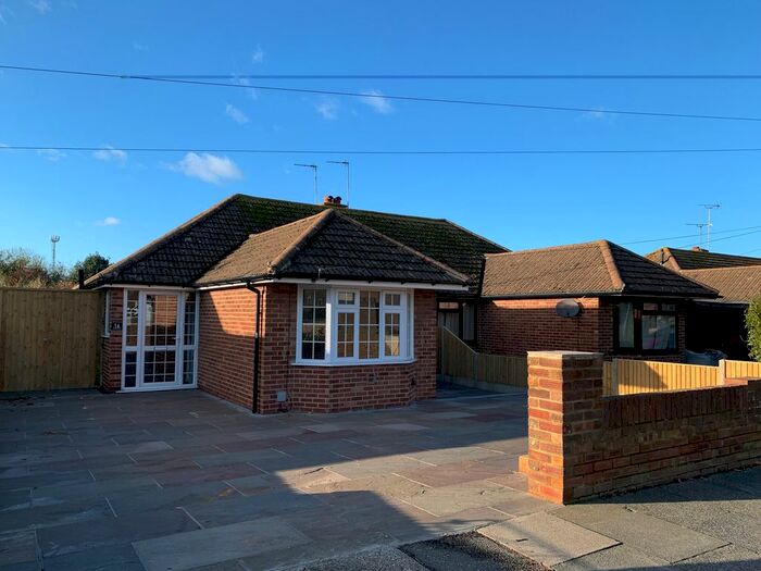2 Bedroom Bungalow To Rent In Fairfield Road, Broadstairs, CT10