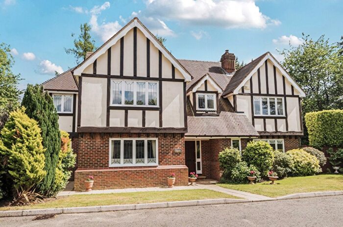 5 Bedroom Country House To Rent In Manor Close, Penn, Buckinghamshire, HP10