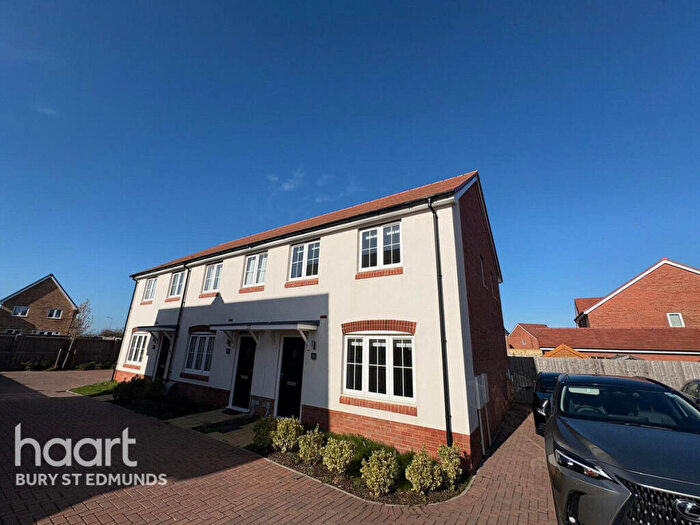 3 Bedroom Semi Detached House To Rent In Hopwoods Road, Bury St Edmunds, IP32