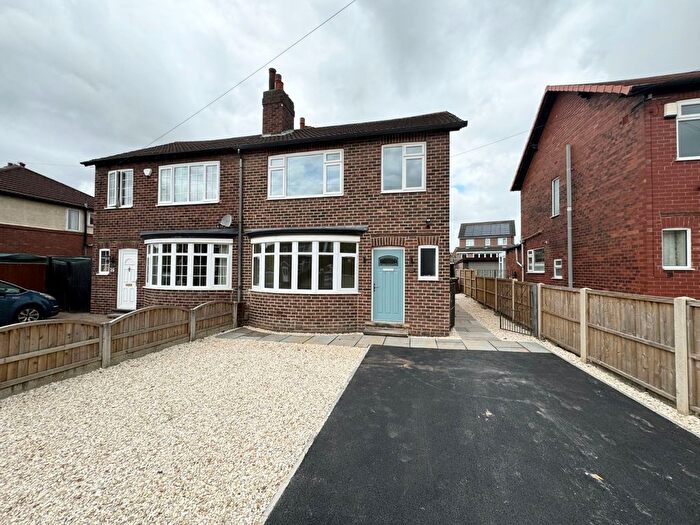 3 Bedroom Semi-Detached House To Rent In Ruskin Avenue, Wakefield, West Yorkshire, WF1