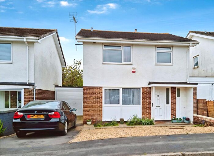 4 Bedroom Detached House For Sale In Gleneagles Drive, Bristol, BS10