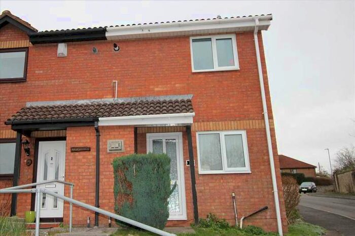 2 Bedroom Semi-Detached House To Rent In Bayleys Drive, Hanham, Hanham, BS15